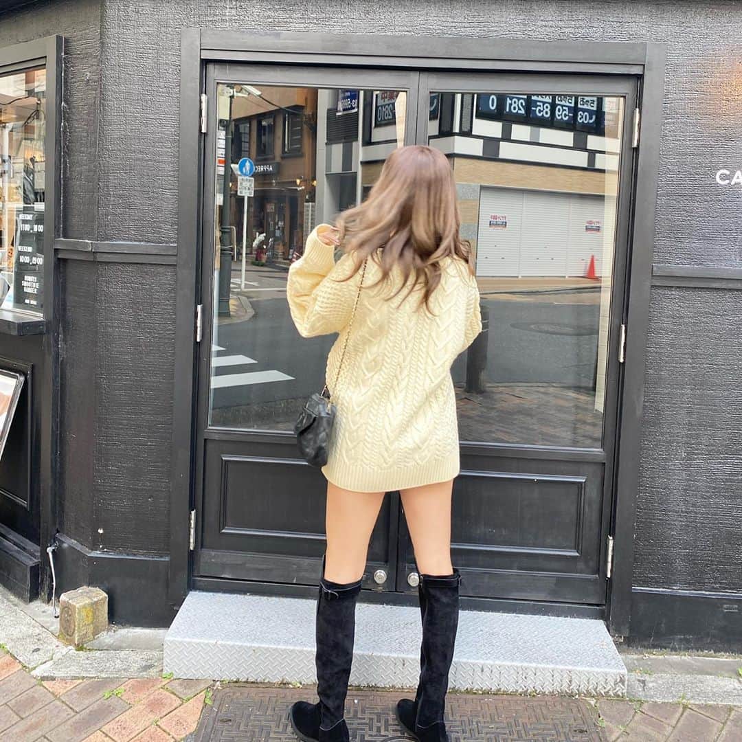 佐達ももこさんのインスタグラム写真 - (佐達ももこInstagram)「ootd🧸﻿ ﻿ ニットの季節〜🧶﻿ ﻿ knit @coel_y ﻿ bag @chanel﻿ boots ノーブランド﻿ ﻿ #ootd#outfit#fashion#coordinate#coel#chanel#今日のコーデ#コーディネート ﻿ ﻿」10月30日 23時29分 - sadamomodayo