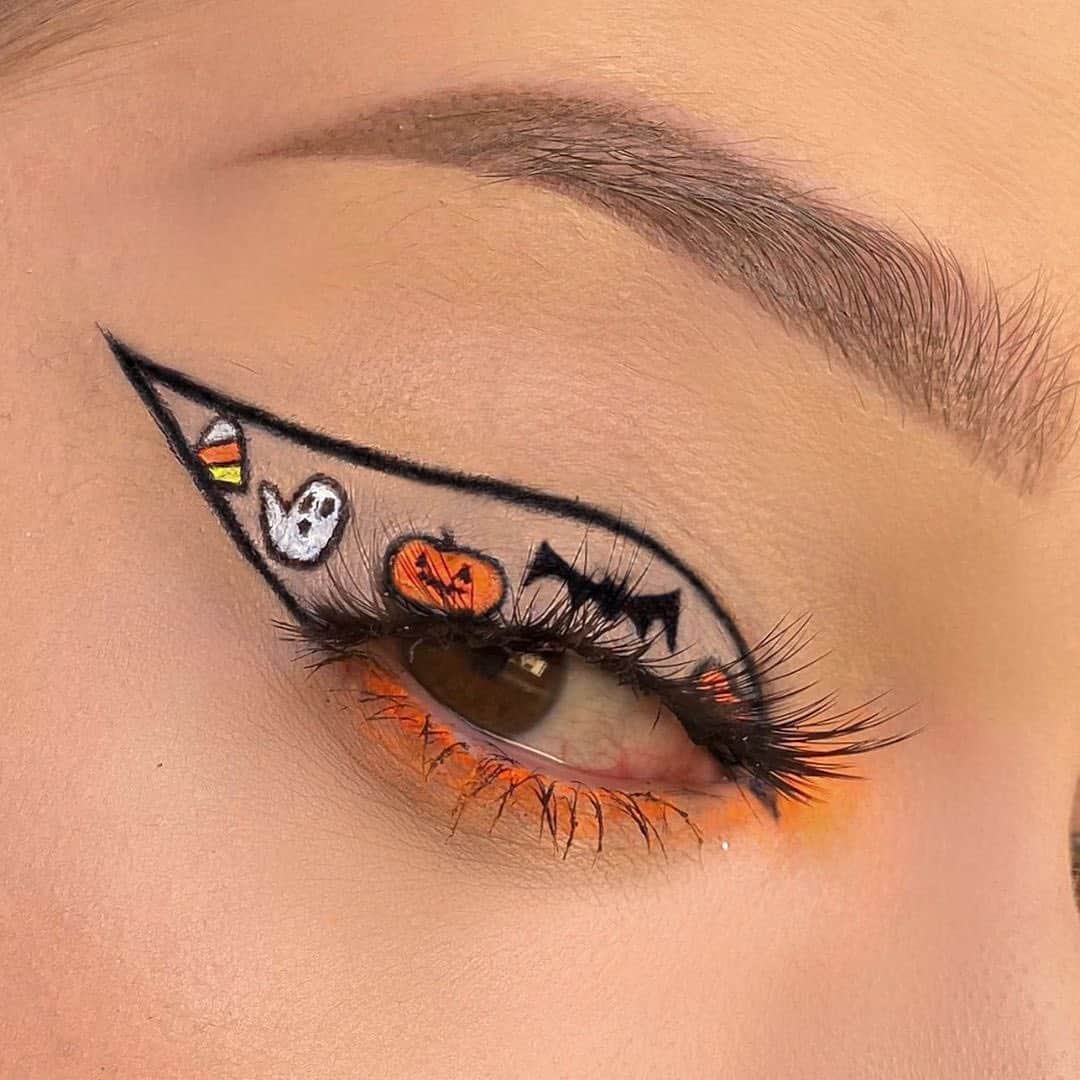 Benefit Cosmeticsさんのインスタグラム写真 - (Benefit CosmeticsInstagram)「HalloQUEEN 🎃👑 @julibake goes for Precisely, My Brow Eyebrow Pencil (2.5 - neutral blonde) to frame this festive eye look! #regram #friendswithbenefit」10月31日 0時52分 - benefitcosmetics