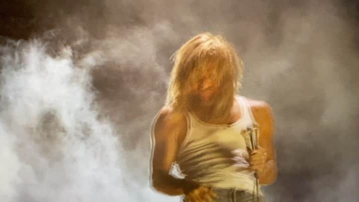 ショーン・パトリック・フラナリーのインスタグラム：「I’ll never forget the first time I heard Jibs McCaffrey... as he delicately bitch slapped Paige & Plant and sat DLR the fuck down with his prancing & passionately spat out words on the eponymous debut, “Guilt Riddance”. No lyrics have... or ever will come close to his delicately violent admissions, such as: AN EMPTY CHAIR/A WILD EYED STARE/WILL IT EVER GO AWAY... IT WON’T/HE’S GONE/HE WON’T BE BACK/IF IT’S PROPER FOR ME TO SAY... I MISS HIM TOO/IT’S NOT JUST YOU/ I KNEW HIM VERY WELL... HE WAS MY FRIEND AND I PUSHED HIM... BUT EVERYONE THINKS HE FELL. My GOD, could Cohen & Prine have learned a thing or two. 🙌🏼 #ROCKME」