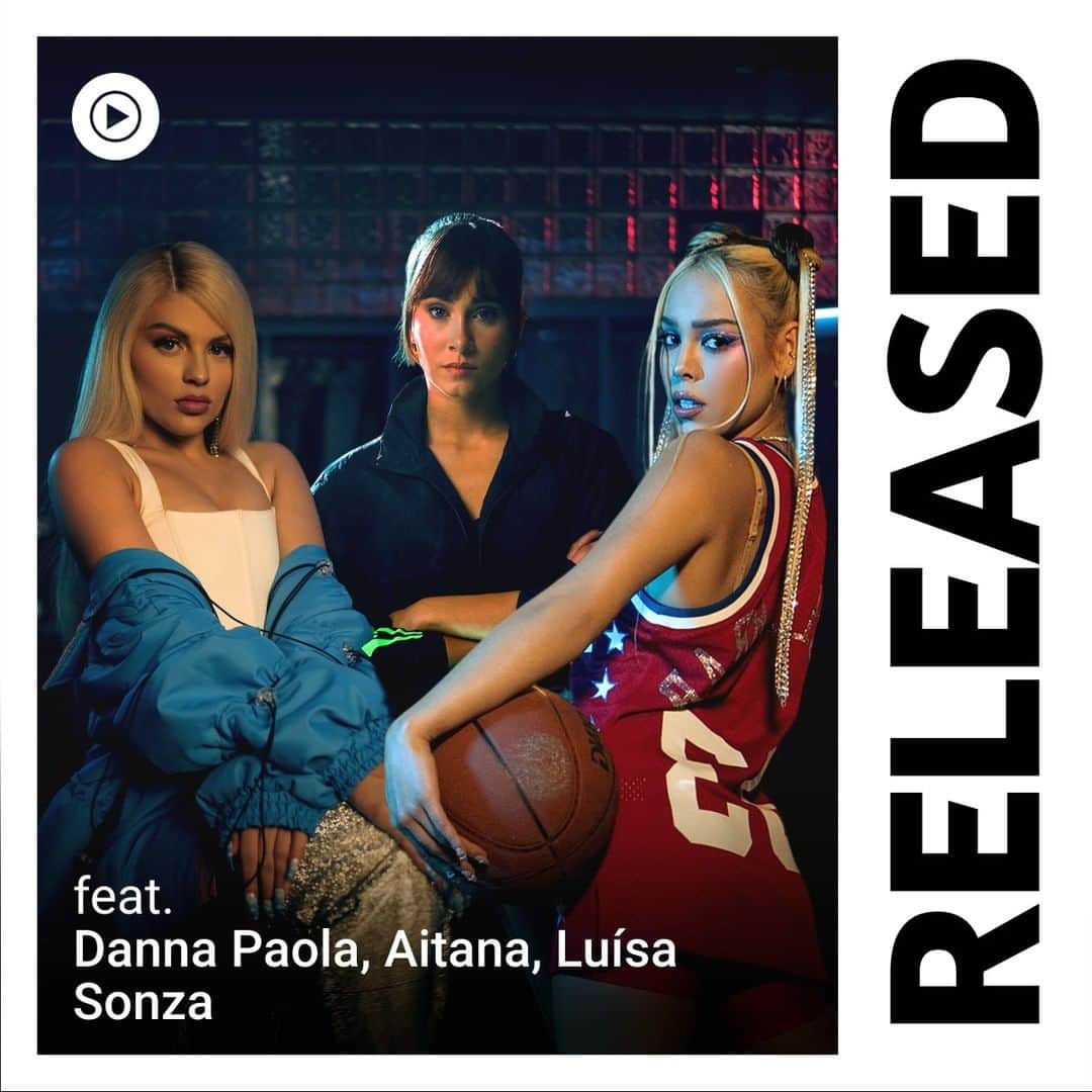 Danna Paolaのインスタグラム：「¡También somos portada en @youtubemusic! 😍 Escucha #FRienDdESemAnA 💙💖💛 en #RELEASED 🎶」
