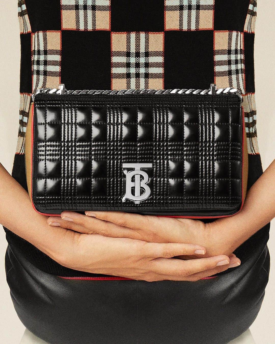 Burberryのインスタグラム