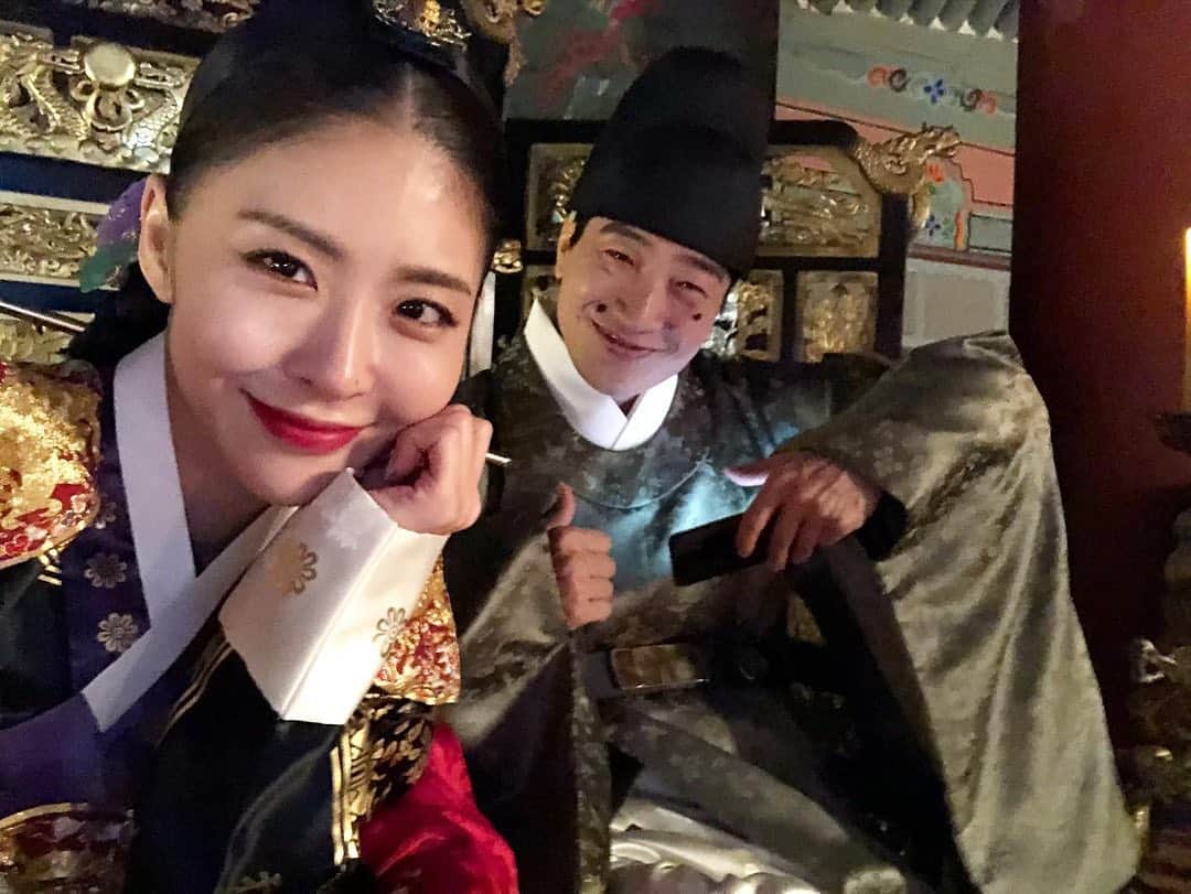 チン・イェソルのインスタグラム：「#이거슨할로윈기념인가   #찬란한내인생 with.오과장님」
