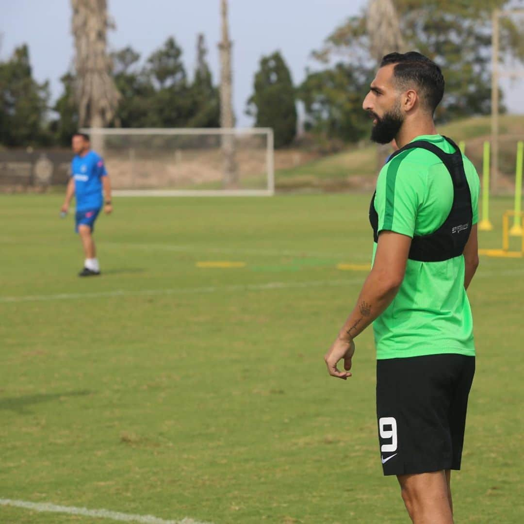 ホセ・ロドリゲスさんのインスタグラム写真 - (ホセ・ロドリゲスInstagram)「hard work.  Trabajo duro.   @maccabihaifafc 💚🇮🇱」10月31日 1時46分 - josseroodriguez25