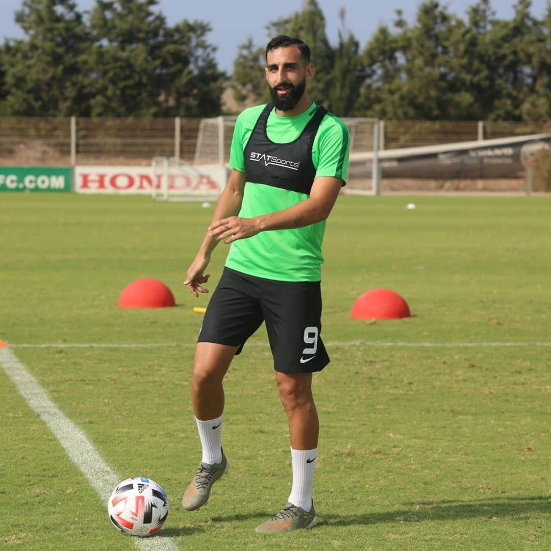 ホセ・ロドリゲスさんのインスタグラム写真 - (ホセ・ロドリゲスInstagram)「hard work.  Trabajo duro.   @maccabihaifafc 💚🇮🇱」10月31日 1時46分 - josseroodriguez25