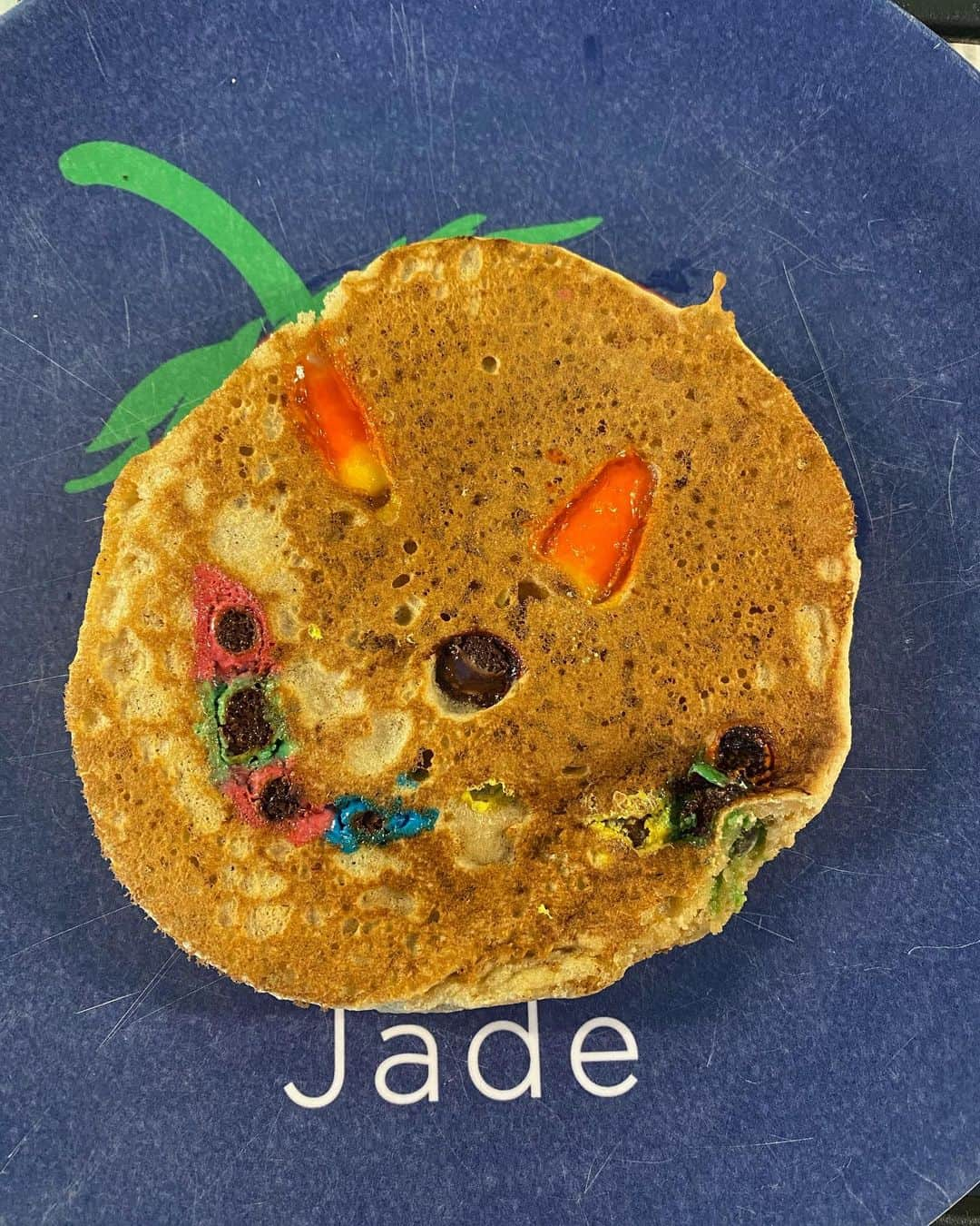 ジャーダ・デ・ラウレンティスさんのインスタグラム写真 - (ジャーダ・デ・ラウレンティスInstagram)「Halloween candy pancakes 😜 #mommymoments #specialtreat」10月31日 1時49分 - giadadelaurentiis