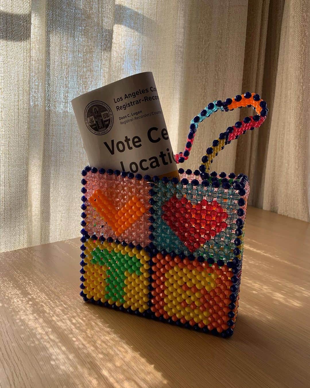 ブリー・ラーソンさんのインスタグラム写真 - (ブリー・ラーソンInstagram)「Voting can be a 𝔭𝔯𝔢𝔠𝔞𝔯𝔦𝔬𝔲𝔰 experience. Turns out some vote by mail ballots don't show up to your home, like in my case this year! 𝓢𝓸, 𝔀𝓱𝓪𝓽 𝓭𝓲𝓭 𝓘 𝓭𝓸? I put on my mask, placed my voter guide in my handy dandy VOTE purse and drove my ass down to my local polling location to request a ballot and VOTED. It may not be as easy as we want it to be, but even a complicated journey to having your vote counted is a journey worth embarking on. Vote in person if you haven’t yet voted, or drop your mail in ballot at your local ballot box (don't mail it now as it may not get there on time to be counted!). Your voice matters. Your vote is valid. And I am wishing you all the strength in fighting any battles on your vote 2020 journey! For more resources, visit IWillVote.com and if you run into any problems voting or have questions call 866-OUR-VOTE 🗳 💕 #Vote」10月31日 7時25分 - brielarson