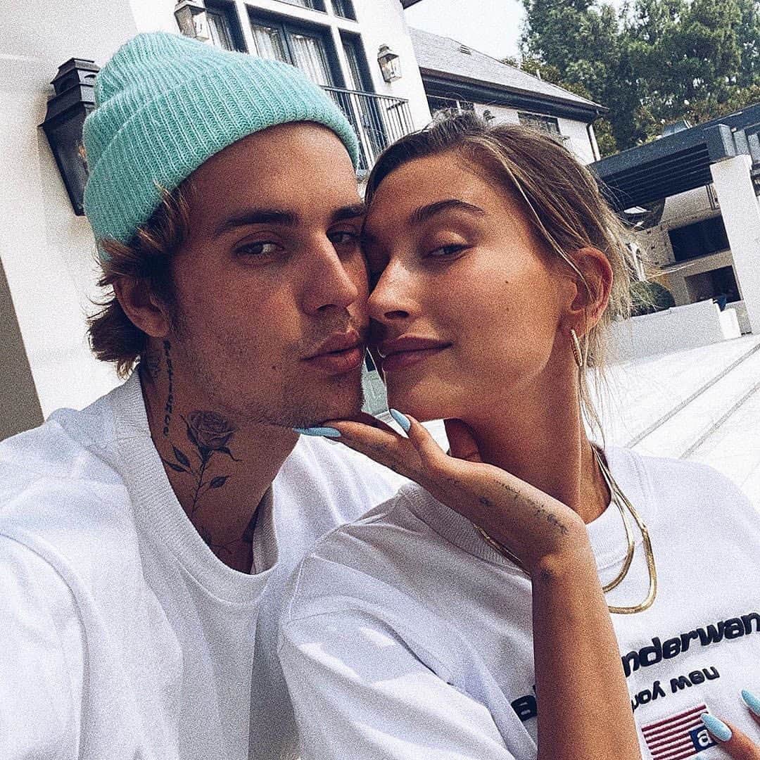 E! Onlineさんのインスタグラム写真 - (E! OnlineInstagram)「Justin & Hailey Bieber's $9M home is up for grabs, and the inside is picture-perfect. 😍 Live like a popstar at the link in our bio. (📷: Instagram)」10月31日 7時18分 - enews