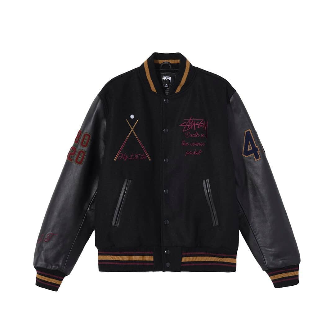 Stüssyのインスタグラム：「40th Anniversary Collection, available now worldwide.  The t-shirt, created by IST members Cali Thornhill Dewitt and Tremaine Emory, celebrates the global history of the brand, solidifying Stüssy’s position in the fight against racism and encouraging the next generation of leaders. 100% of net proceeds from the sale of this t-shirt will go to the Equal Justice Initiative.   @eji_org」