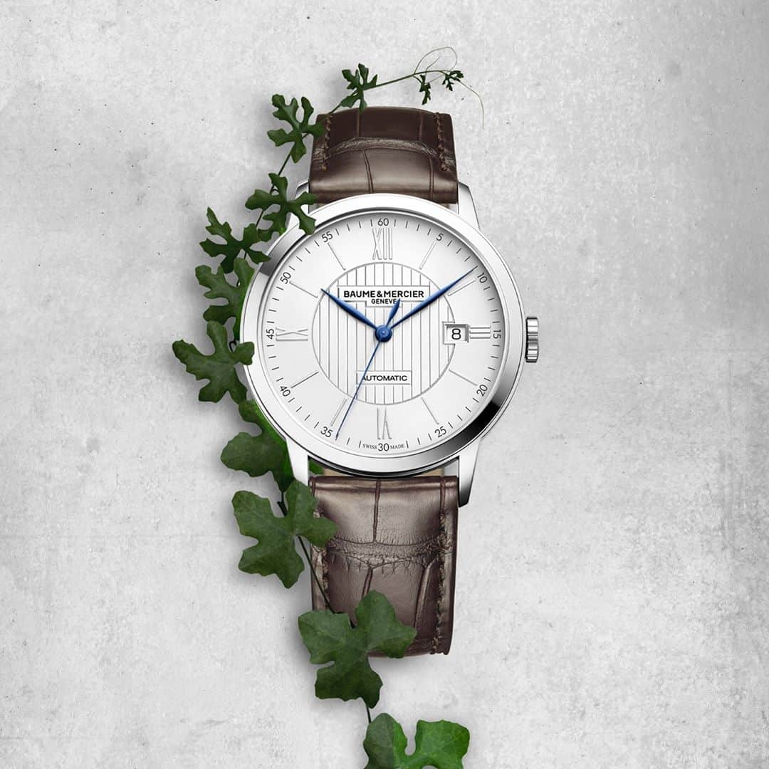 ボーンメルシーのインスタグラム：「The Classima 10214 is a natural beauty.  -- Classima 10214 40mm, Guilloché decor, 5 ATM Water Resistant, Brown Alligator Strap --⁣ #baumeetmercier⁣ #Classima⁣ #Watches⁣ #Watchdesigner⁣ #Swissmade⁣ #Watchmaking #innovation #design #materials #leather #luxury4you」