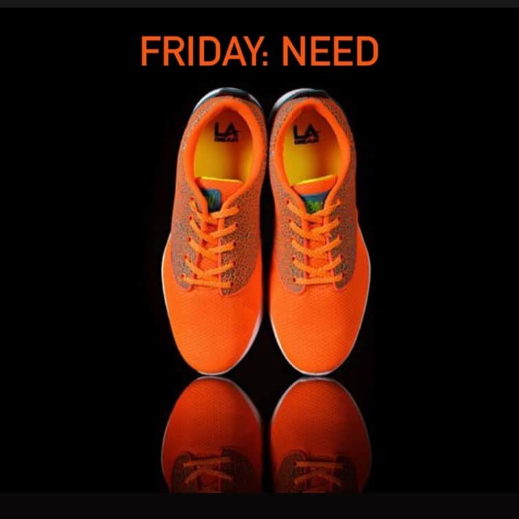 のインスタグラム：「Ready to kick off the weekend, ladies? Shop in stories #orangeisthenewblack #orangestyle #buyme #fridayneed #weekendkicks #lagear」