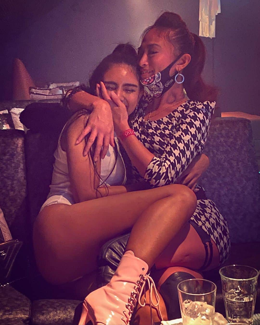 世礼奈のインスタグラム：「😽muuuah💋  #BorrachaBorracha #酔っ払い酔っ払い #TiAmo ❦ #愛してるよ #🇪🇸🇵🇭🇯🇵」