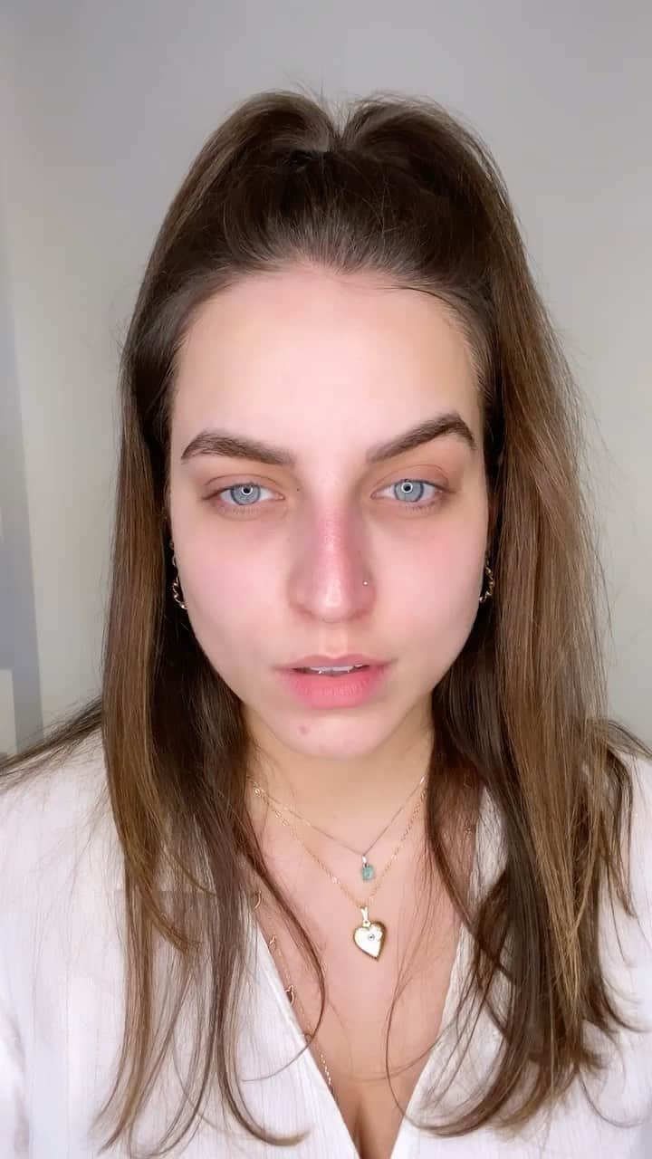 Bruna Unzuetaのインスタグラム：「Ela não ta dedicada não, né? 🤭 queroooo confeteeee」