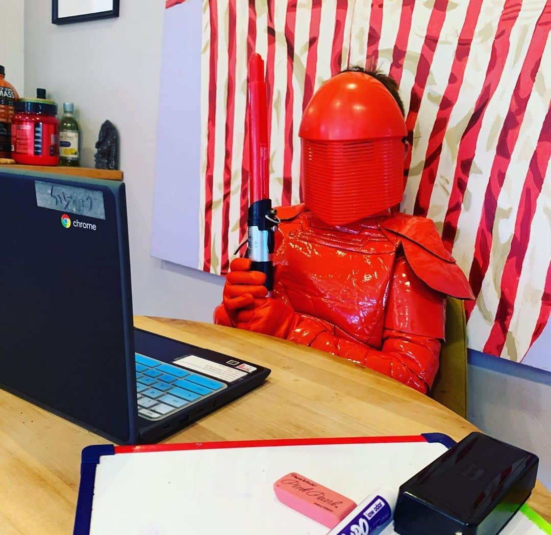 タック・ワトキンスさんのインスタグラム写真 - (タック・ワトキンスInstagram)「During COVID members of The Emperor’s Guard are required to attend “Imperious Classes” remotely, but they lack panache.」10月31日 2時30分 - tucwatkins