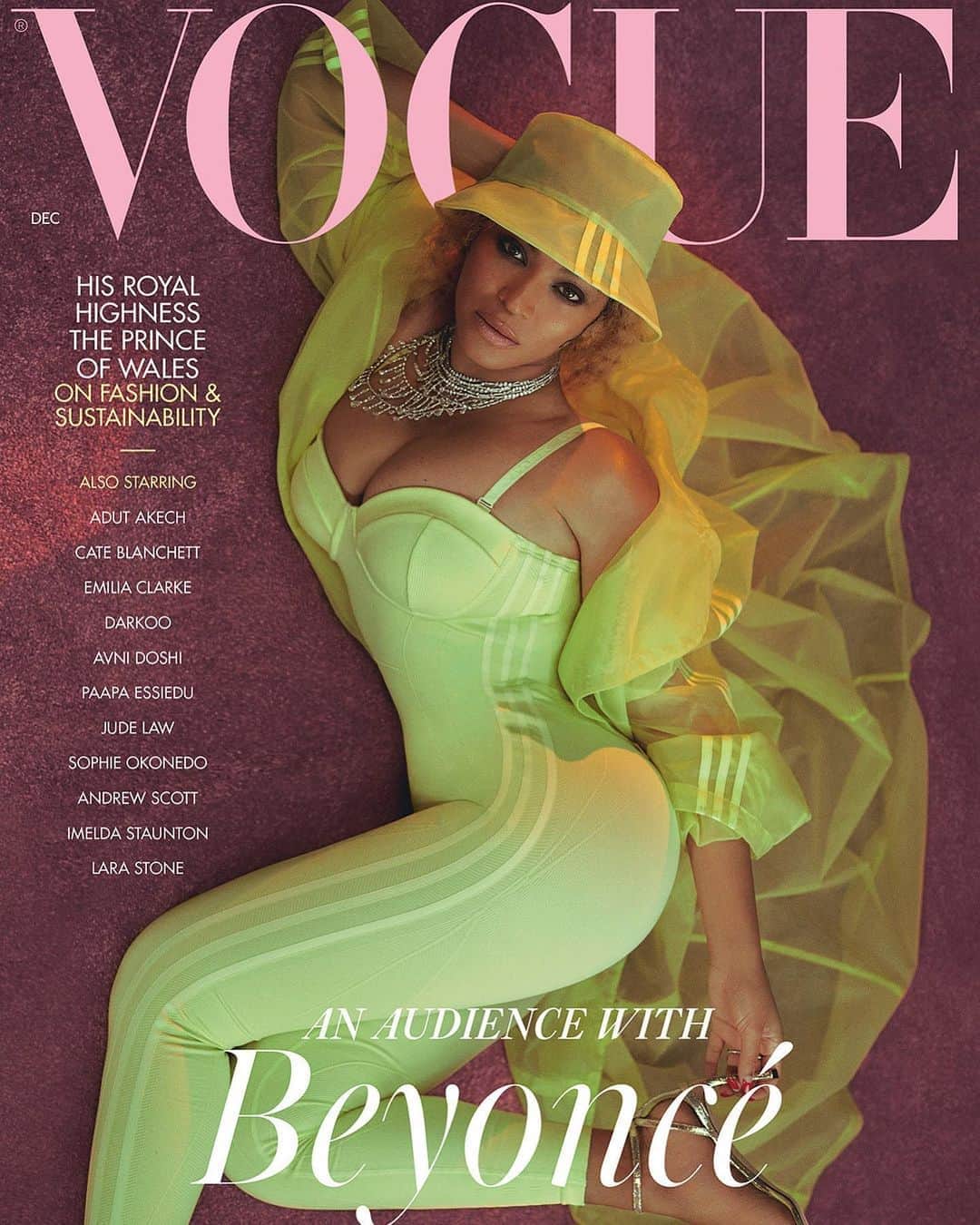 Just Jaredさんのインスタグラム写真 - (Just JaredInstagram)「@beyonce is on the cover of @britishvogue with three epic cover images, which were shot by @internetbby, the youngest cover photographer in the mag’s history! #Beyonce #BeyonceKnowles #BritishVogue Photos: @internetbby」10月31日 2時43分 - justjared