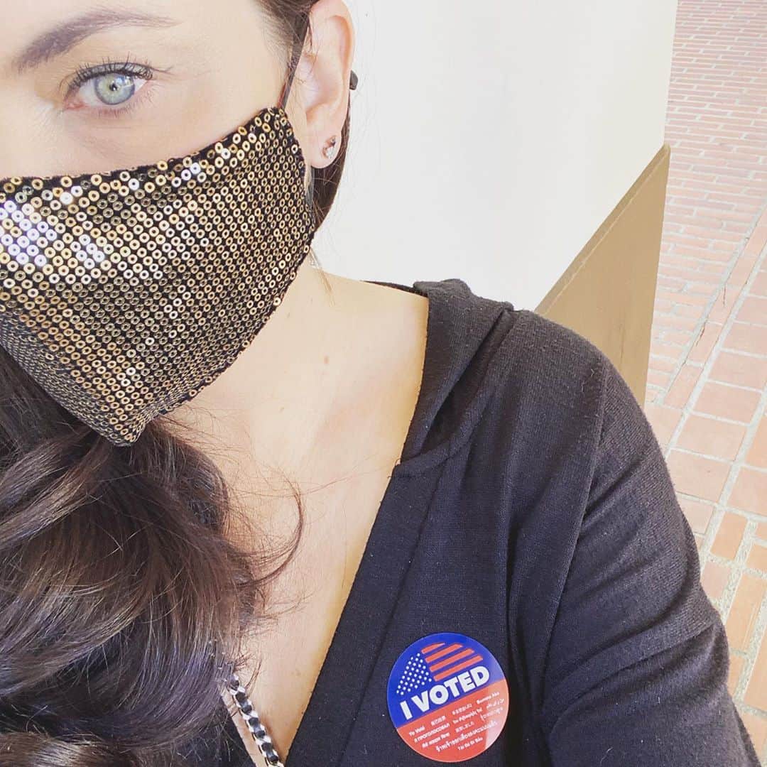 ジョディ・リン・オキーフのインスタグラム：「Did you??? VOTE !!!!」