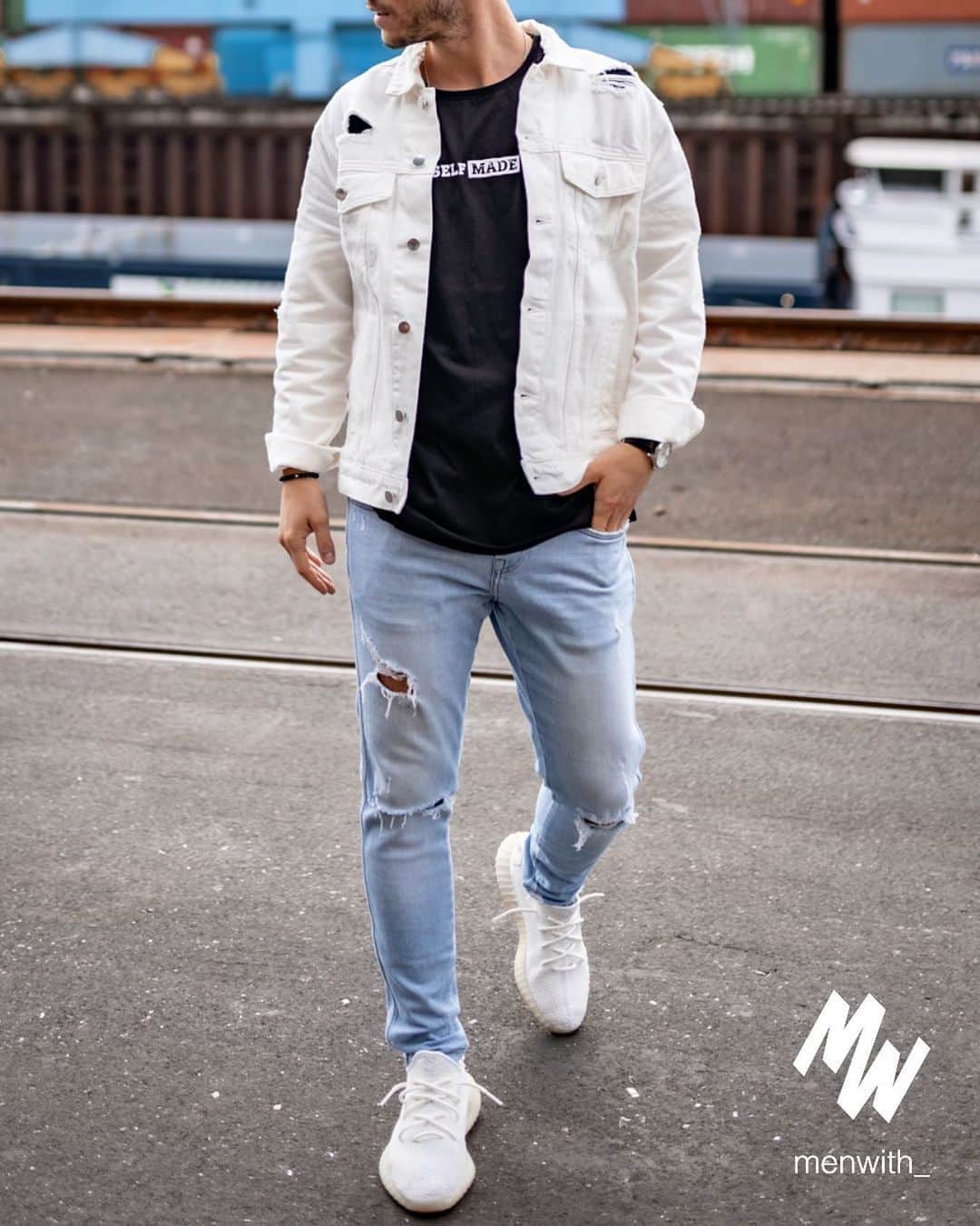 Men Withのインスタグラム：「Very nice photo of our dear friend @etemozuturk 👌🏽 #menwithstreetstyle」