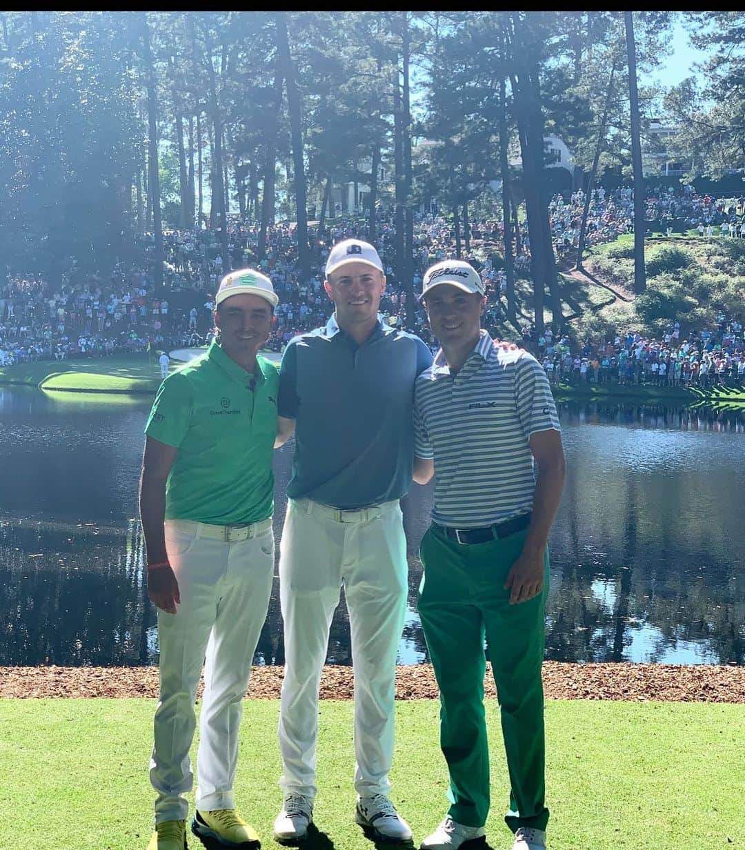 ジャスティン・トーマスのインスタグラム：「9 days until @themasters week... but who’s counting?」