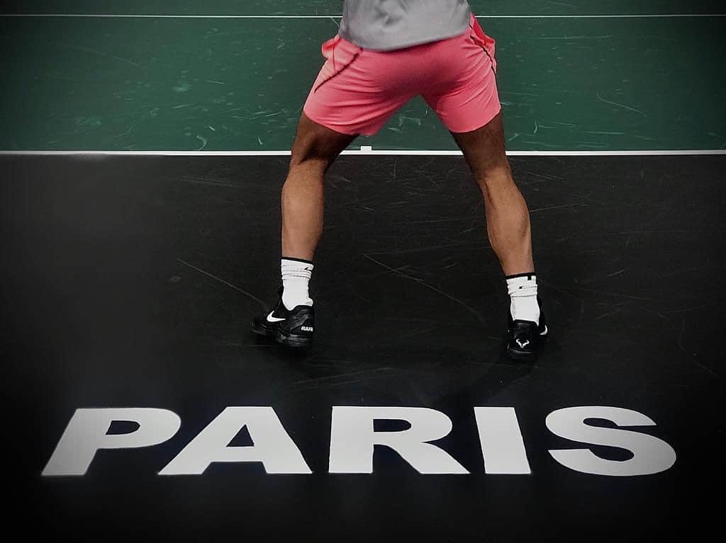 ラファエル・ナダルさんのインスタグラム写真 - (ラファエル・ナダルInstagram)「Et bonsoir Paris. On est là 😉 De vuelta en Paris... Back in Paris  #Paris #atp #atptour #tennis」10月31日 4時00分 - rafaelnadal