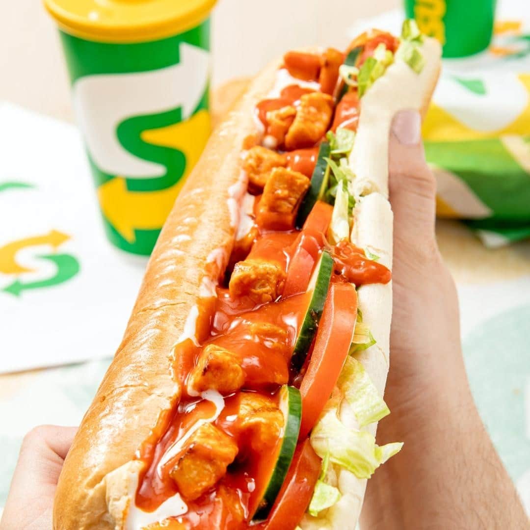 Official Subwayさんのインスタグラム写真 - (Official SubwayInstagram)「Before: Subway Buffalo Chicken Footlong with @FranksRedHot   To see the after, go to @FranksRedHot」10月31日 4時01分 - subway