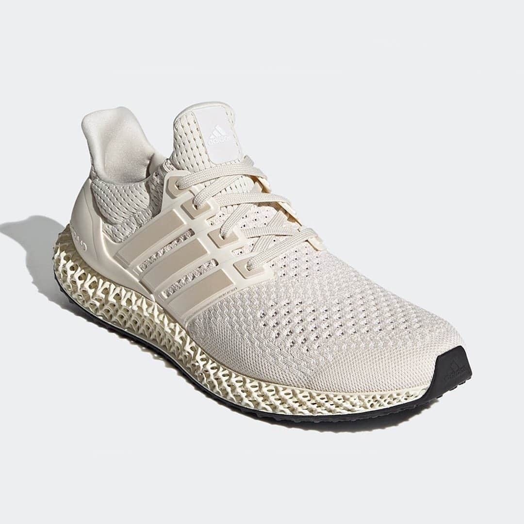 HYPEBEASTさんのインスタグラム写真 - (HYPEBEASTInstagram)「@hypebeastkicks: @adidas is releasing a Fall-ready Ultra4D in "Footwear White/Core White." This iteration adopts a colorway more in-line with the “Cream” UltraBOOST 1.0 or the adidas Futurecraft 3D OG and does away with the usual mint green 4D sole unit by replacing it with matching cream tones. The result is a clean sneaker complete with tonal elements all around — the branded heel cup, adidas branding on the tongue, Three Stripe-adorned cage, and the laces are all served in creamy white, while the 4D sole unit is lined with a black outsole. Pick up a pair on November 4 for approximately $233 USD via @hanonshop.⁠⠀ Photo: Hanon」10月31日 4時13分 - hypebeast