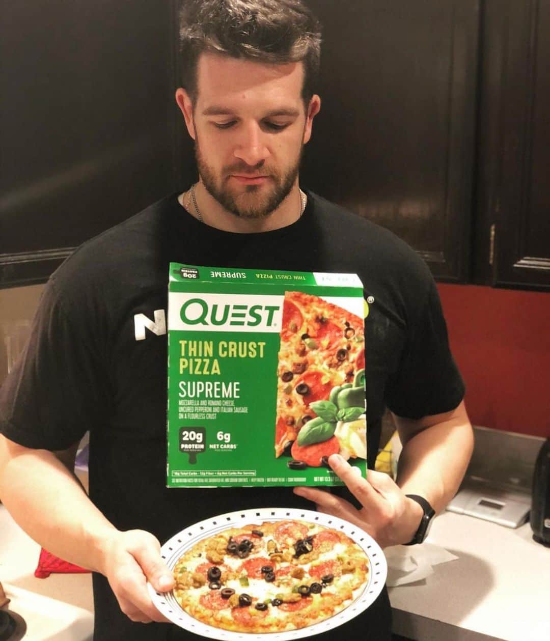 questnutritionさんのインスタグラム写真 - (questnutritionInstagram)「Happy #FanCrushFriday - #NationalPizzaMonth edition! 😍🍕 Thank you all so much for celebrating with us. We are so grateful to have the best fans ever. Unlike a pizza - you can’t be topped. 🙏 • Tag us @QuestNutrition & use #OnaQuest for a chance to be featured in a future #FCF! 💙 #QuestSquad」10月31日 4時13分 - questnutrition