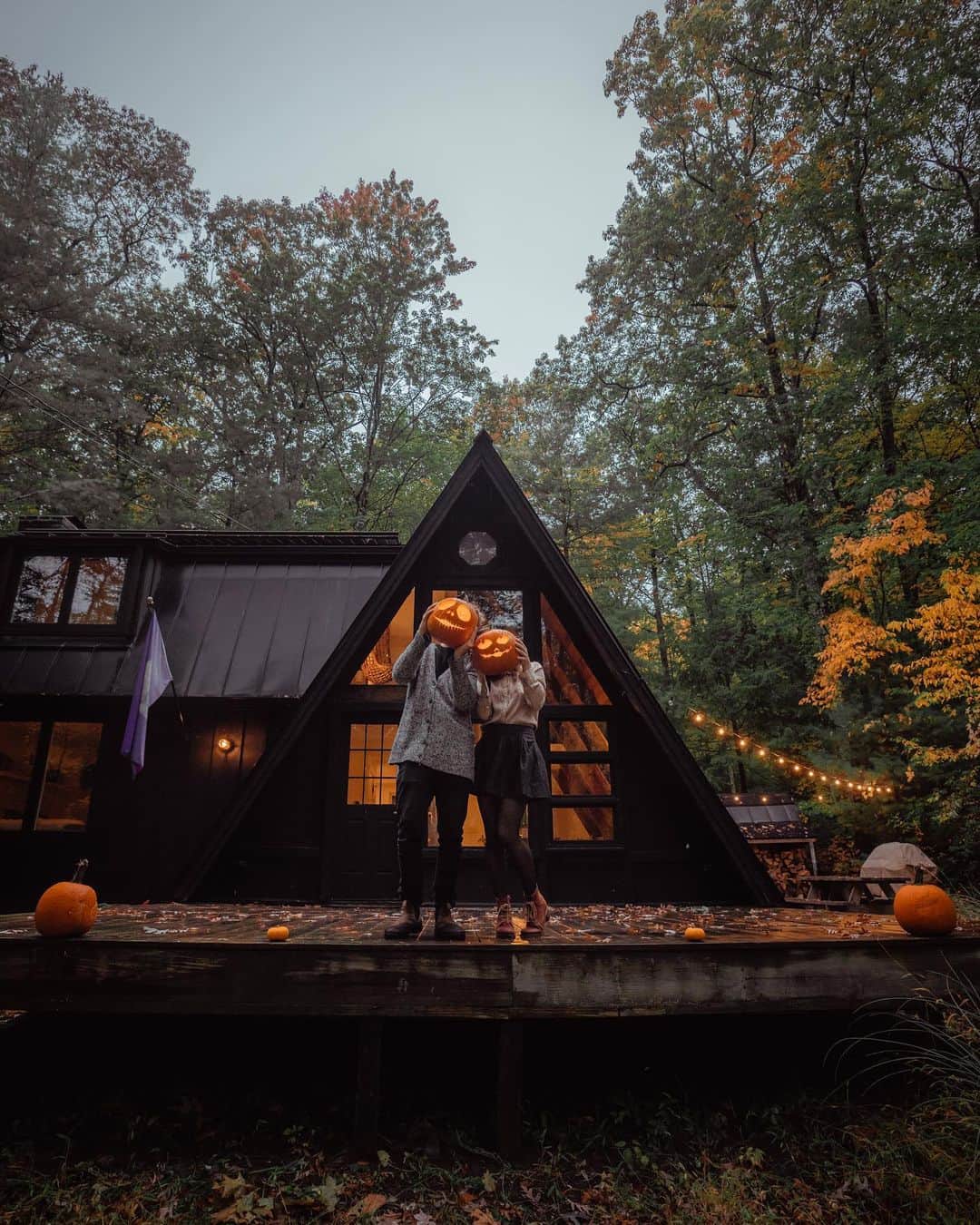 FOLKのインスタグラム：「This is Halloween, y’all. This Nightmare Before Christmas inspired shoot is the content I signed up for. See more of Jack and Sally (@braybraywoowoo and @chelseamealo) now at www.folklifestyle.com」