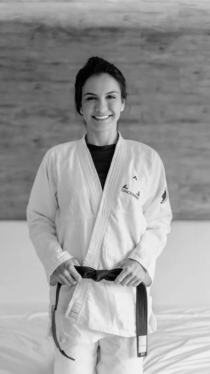 Giovanna Antonelliのインスタグラム：「Ela se vira em MIL🏆 Empresária, mãe de duas princesas e se preparando para ter um meninão em Dezembro, casada com o meu amigo @eumalvinosalvador  fez essa live muito bacana falando sobre empoderamento feminino, Defesa Pessoal para mulheres e família😍」