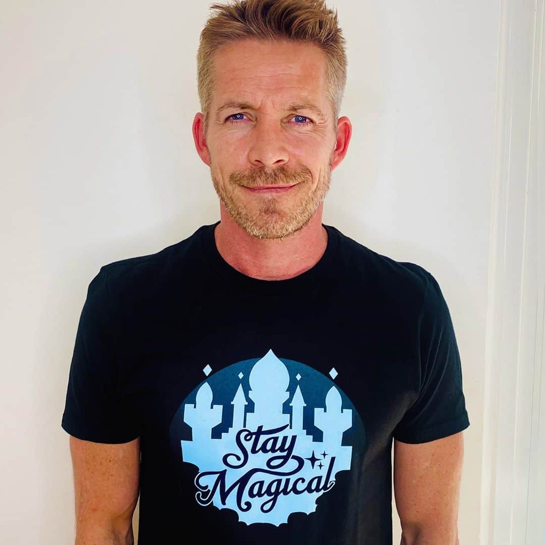ショーン・マグワイアのインスタグラム：「Our other T shirt that’s available. Remember you don’t just get a cute T-shirt or hoodie you get to help those families that are heartbroken still searching for the kids that the government took from them. Stay Magical and help fight poverty & injustice with my hoodies & tees. Proceeds support @OxfamAmerica and @RAICESTexas. Get yours, for a limited time only at @ShopStands!」