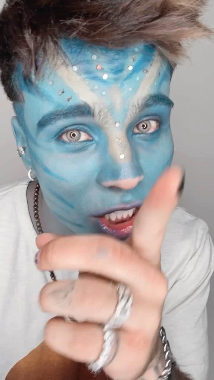Sebastián Villalobosのインスタグラム：「lo mejor se da sin tener que planear 🥶」