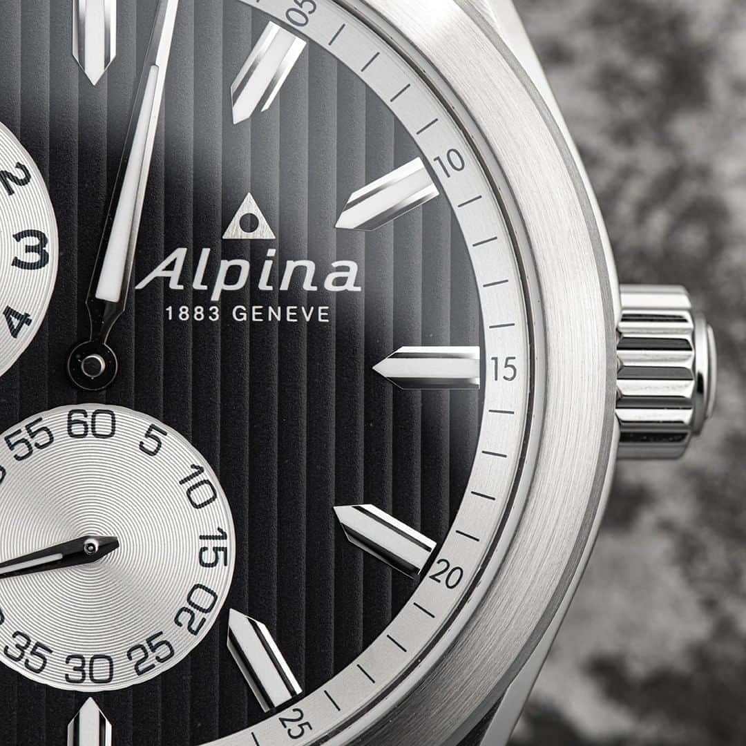 アルピナさんのインスタグラム写真 - (アルピナInstagram)「The new Alpiner Regulator Automatic is embracing modernity as part of its big comeback.  #AlpinaWatches #ReachYourSummit #AlpinerRegulatorAutomatic  Check out our bio to learn more about our Alpiner Regulator Automatic Collection. . . . . . #Quartz #AutomaticWatch #GMT #Outdoor #Outdoors #Performance #WaterResistance #watchmania #luxurywatch #wristshot #swissmade #wotd #watchlover #watchuseek #lovewatches #diverwatch #airrace #adventurewatch  #hiking #camping #getoutside #backpacking #roadtrip #optoutside #hike #mountain #exploremore」10月27日 2時01分 - alpinawatches