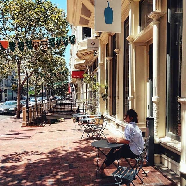 Blue Bottle Coffeeのインスタグラム：「Take a minute to just breathe. 📸 @ideatocook⁠ ⁠ ⁠」