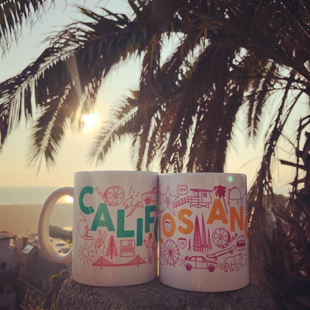 マップトートのインスタグラム：「Dreaming of a California sunset! 📷: @lunenoirla」