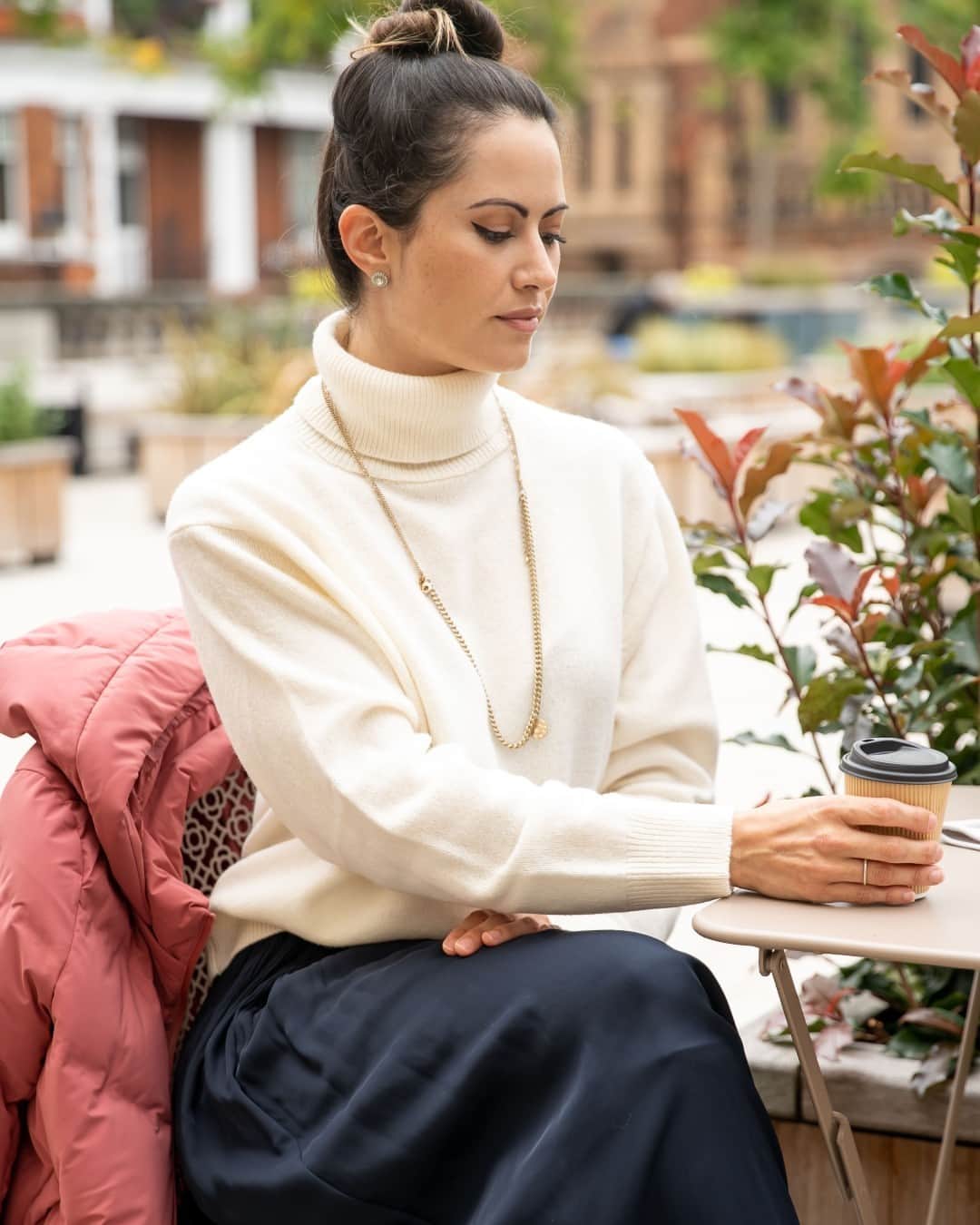 UNIQLO UKのインスタグラム：「Premium lambswool available in a variety of colours and styles.  #Uniqlo #LifeWear #UniqloLifeWear」