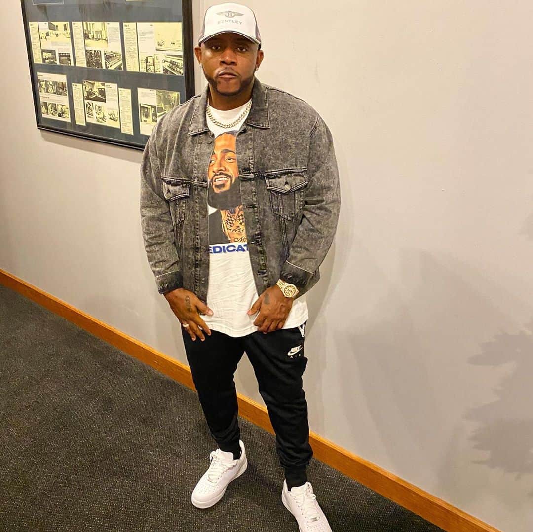 マック・メインのインスタグラム：「Dedication #TMC🏁」