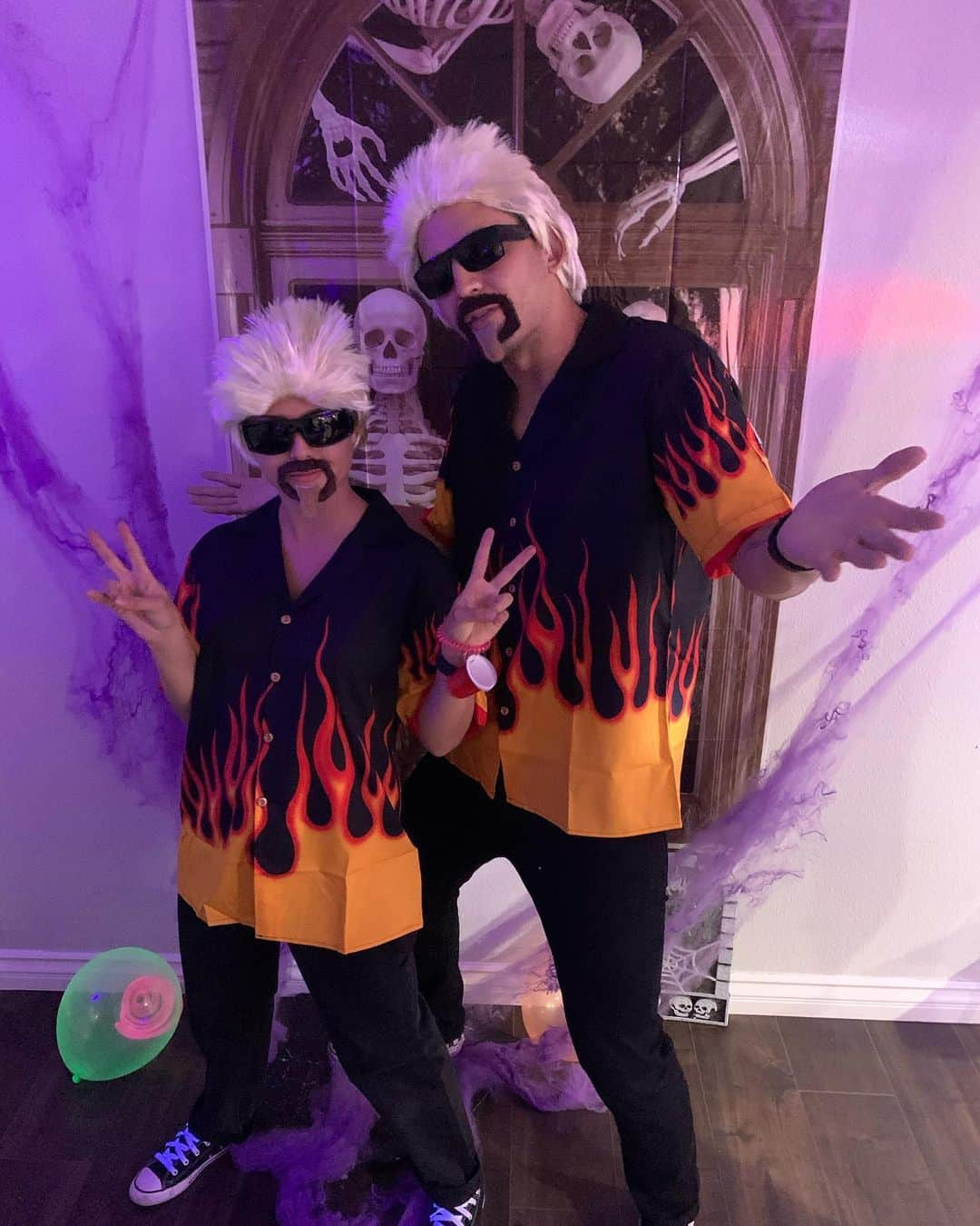 ジャック・レイ・パイルズさんのインスタグラム写真 - (ジャック・レイ・パイルズInstagram)「took my friends to flavortown for the night.」10月27日 4時36分 - jacque_rae