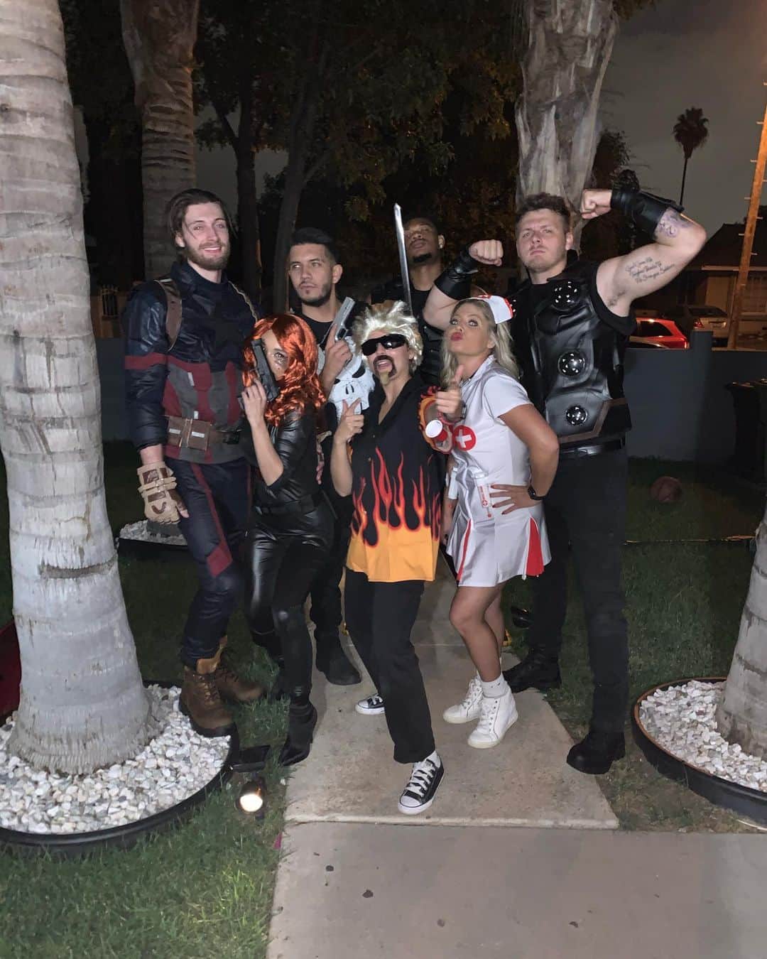 ジャック・レイ・パイルズのインスタグラム：「took my friends to flavortown for the night.」