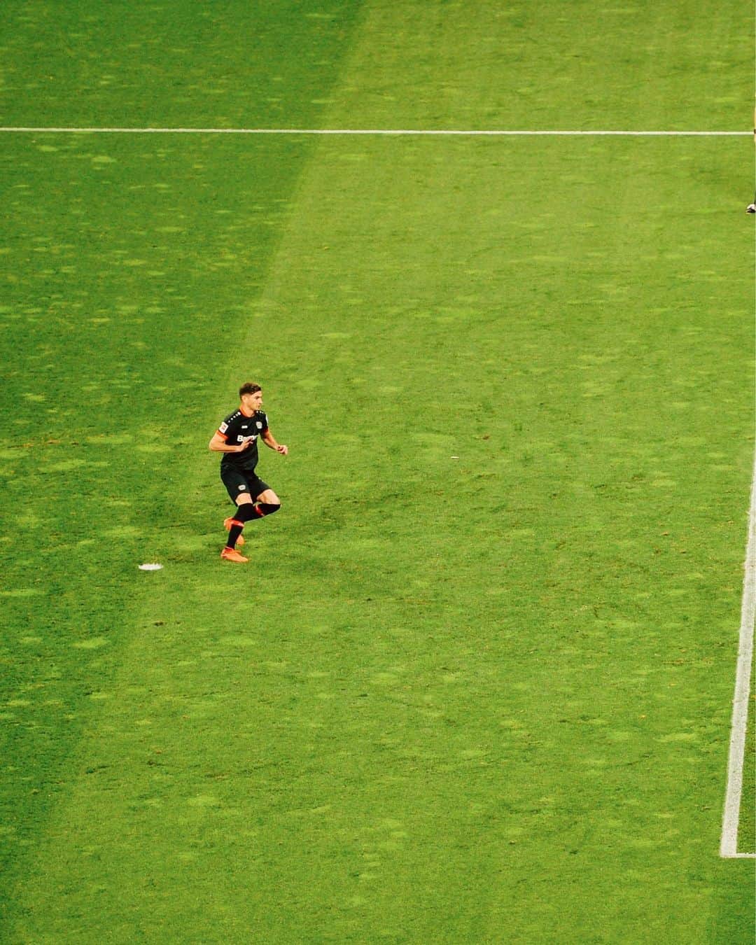 バイエル・レバークーゼンさんのインスタグラム写真 - (バイエル・レバークーゼンInstagram)「#GOALARIO PIPA 🤩 #B04FCA 1-0」10月27日 4時52分 - bayer04fussball