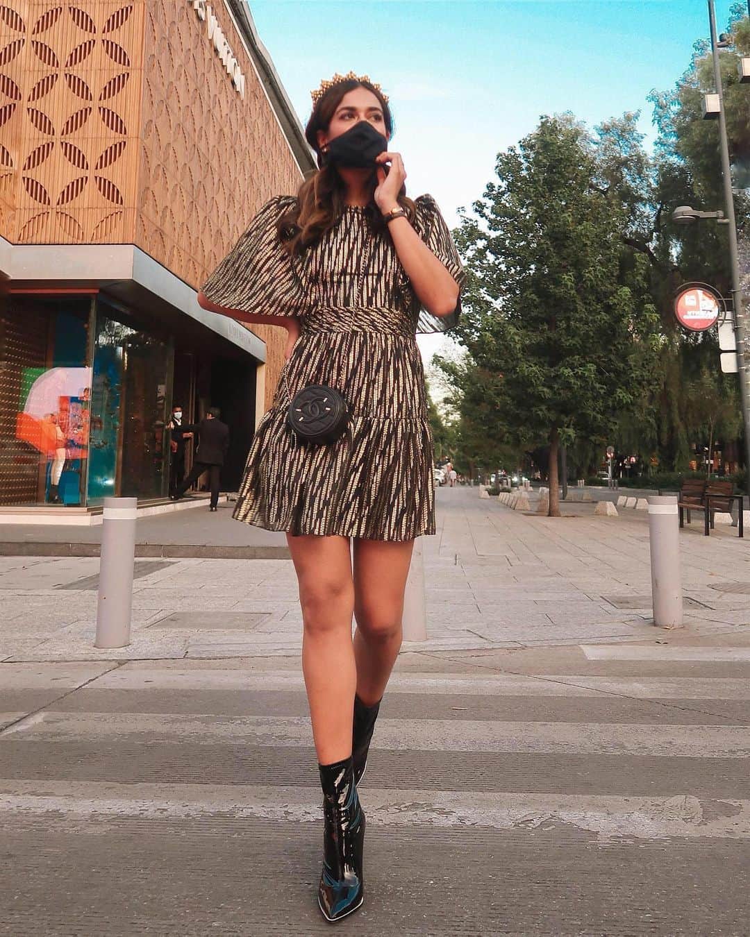 ALDO shoesさんのインスタグラム写真 - (ALDO shoesInstagram)「Boots to slay the day. All eyes on @luisaferss rocking our extra trendy booties Naomy. Shop our bold boots in bio. #AldoMexico #AldoCrew」10月27日 6時17分 - aldo_shoes