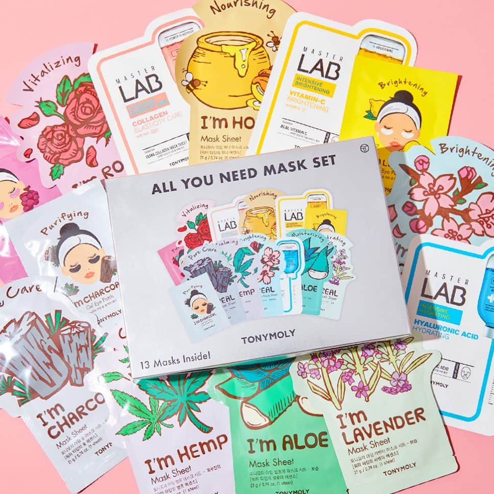 TONYMOLY USA Officialさんのインスタグラム写真 - (TONYMOLY USA OfficialInstagram)「All the masks you need for every skin concern! Our Bestselling Holiday Mask Set is back!!✨🙌🏼😍 Our Limited edition gift set has over 13 different masks in one box! Get this ultimate value set today at @macys 💕#xoxoTM #TONYMOLYnMe #Macysbeauty」10月27日 6時36分 - tonymoly.us_official