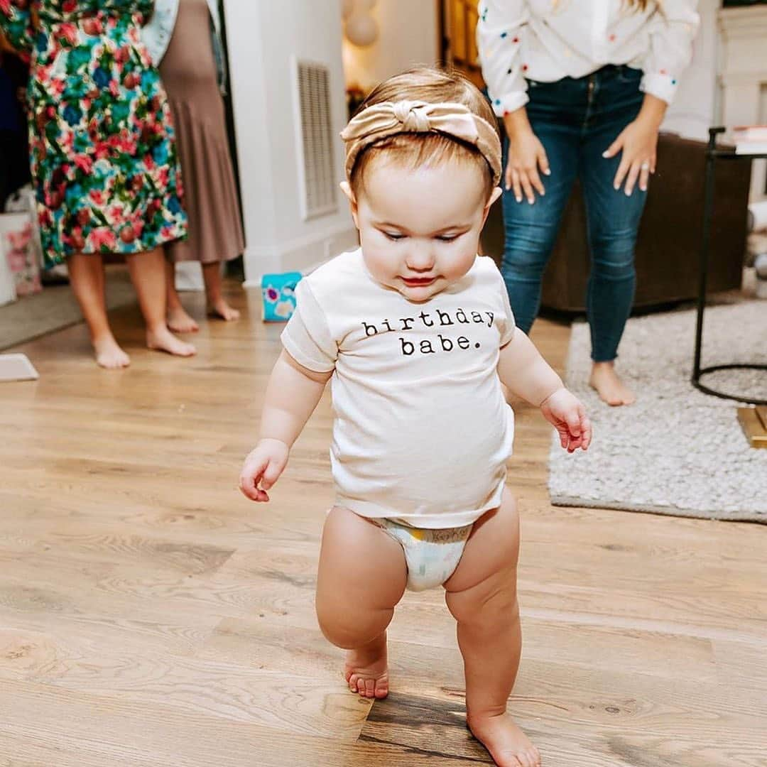 E! Onlineさんのインスタグラム写真 - (E! OnlineInstagram)「A football star married an Olympic gold medalist, and the rest was very, very adorable. 😍 (📷: @tealephotography/@shawnjohnson)」10月27日 7時16分 - enews