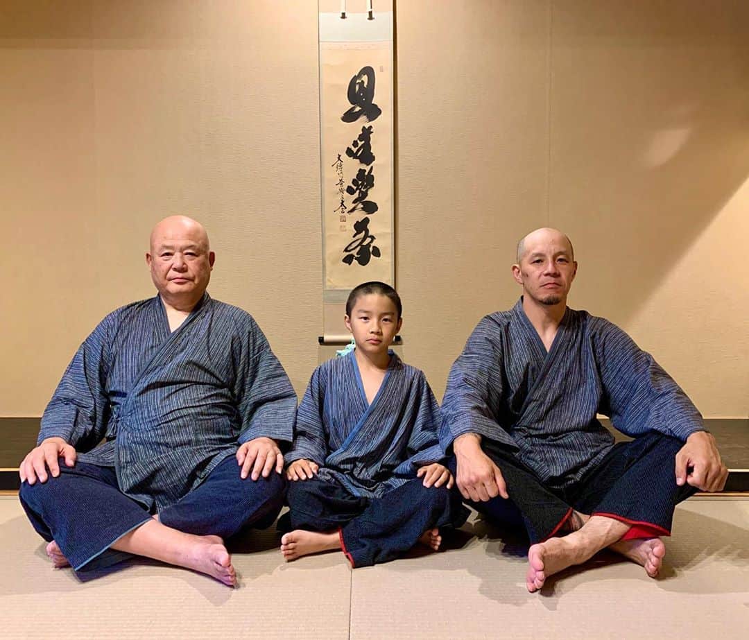 上田ユキエさんのインスタグラム写真 - (上田ユキエInstagram)「親子三代。 #japaneseamerican #threegenerations #family #坊主」10月27日 7時57分 - yukie_ueda