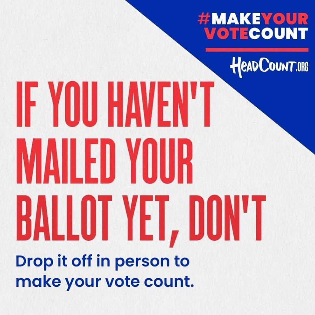 トーマス・サドスキーさんのインスタグラム写真 - (トーマス・サドスキーInstagram)「Repost from @headcountorg - Drop your ballot off in person. The post office is reporting delays nationwide. So if your state requires mail-in ballots to arrive by Election Day, it’s best to drop it off instead of mailing it. Get drop-off locations and info at the link in our bio. • • • #RegisterToVote #HeadCount #HeadCountOrg #TheFutureIsVoting #voting #voters #votebymail #absenteeballot #mailinballot #mailinvoting #mailinballots #makeyourvotecount #dropboxes #voteinperson #inpersonvoting #voteearly #postoffice #usps #ballotdropbox #ballotdropoff #dropoffballot #votesafe #elections2020 #2020elections #election2020 #2020election #vote2020」10月27日 8時22分 - thomas_sadoski