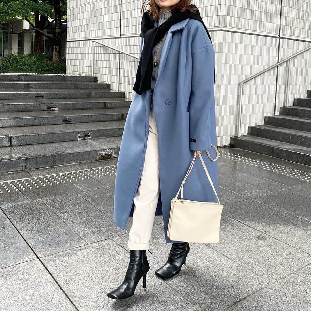 DHOLIC SNAPのインスタグラム：「_____ma.k.oさんの#dholicsnap⁠ 　⁠ OUTER：@dholic_official⁠ 　⁠ 10/29(木)17時まで！⁠ ウール素材のコート、ジャケットが今だけ最大30％オフ☆⁠ ⁠ 【STYLE】⁠ #lavu⁠ #ウールブレンドロングコート⁠ 全4色￥8,987(税込)→セール価格￥8,088(税込)⁠ ⁠ ウール素材のあったかアウターを今のうちにお得にゲットしちゃおう♪⁠ ⁠ みなさんもぜひ#dholicsnap をつけて⁠ コーディネートを投稿してください📸💕⁠ 　⁠ ※上記以外のご着用アイテムにつきましては品切れ商品、または、私物となります。⁠ 　⁠ #DHOLIC#dholicism#fashion#ootd#outer⁠ #プチプラコーデ#今日のコーデ#今日の服⁠ #ロングコート#カラーコート#アウターコート⁠ #きれいめカジュアル#きれいめコーデ#秋冬コーデ」