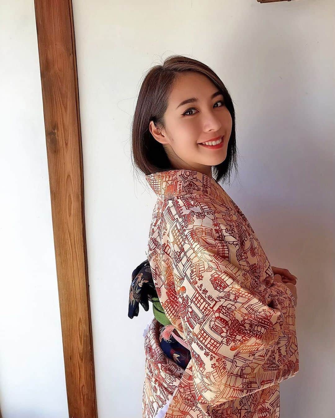 のインスタグラム：「今週はいっぱい楽しみな事あるんだ☺️ 嬉しい！！！ . #new #cyberjapan #サイバージャパン #新人 #cjd_chiaki #着物 #kimono #kimonostyle」