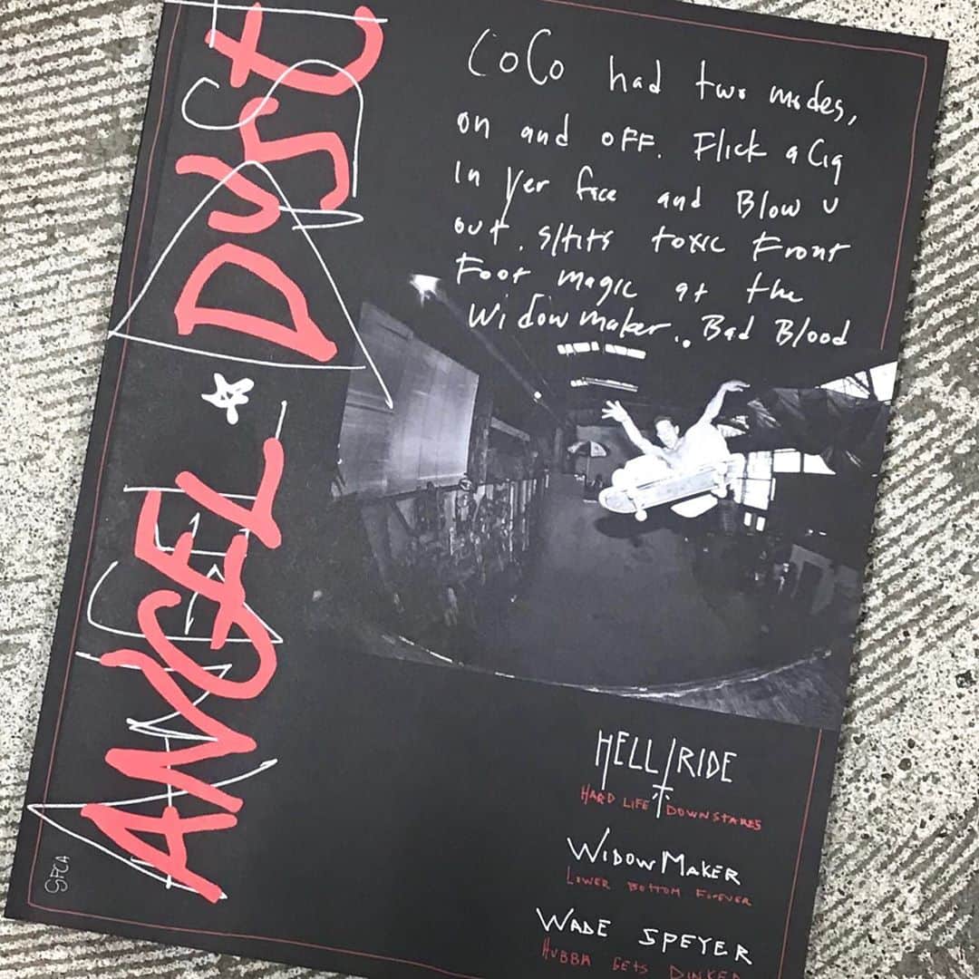 スケートボードのカリフォルニアストリートさんのインスタグラム写真 - (スケートボードのカリフォルニアストリートInstagram)「THRASHER から特別な本が入荷❗️今は亡き、スラッシャー前編集長、Jake Phelps (ジェイク•フェルプス) が1994年から2011年まで連載していたコラムコーナー、ANGEL DUST 総集編がこの1冊に集約されています。スケートボードの歴史を築き上げてきた様々なスケーター達の言葉と共に楽しめる完全永久保存版です👀  @thrashermag #tharasher #thrashermag #angeldust #skateboard #skateboarding #skater #カリフォルニアストリート #スケーター #カリスト #スケートボード #スケボー #スケーター #californiastreet #calst」10月27日 19時14分 - california_street