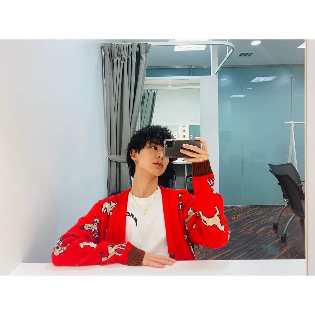 木村慧人さんのインスタグラム写真 - (木村慧人Instagram)「🧸🦌🐘  #blackhair  #fantastics #シブザイル観てね」10月27日 19時08分 - keitokimura_official