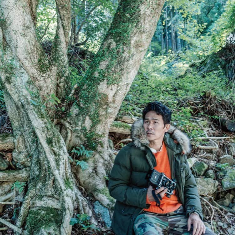伊原剛志さんのインスタグラム写真 - (伊原剛志Instagram)「IHARA Stylebook ラルフローレン　in 奥多摩  @tsuyoshi_ihara @ralphlauren  #ralphlauren #stylebook #IHARAオフィス #伊原剛志 #50代ファッション  #奥多摩 #ラルフローレン  #ralflauren  #japaneseactor」10月27日 10時31分 - tsuyoshi_ihara