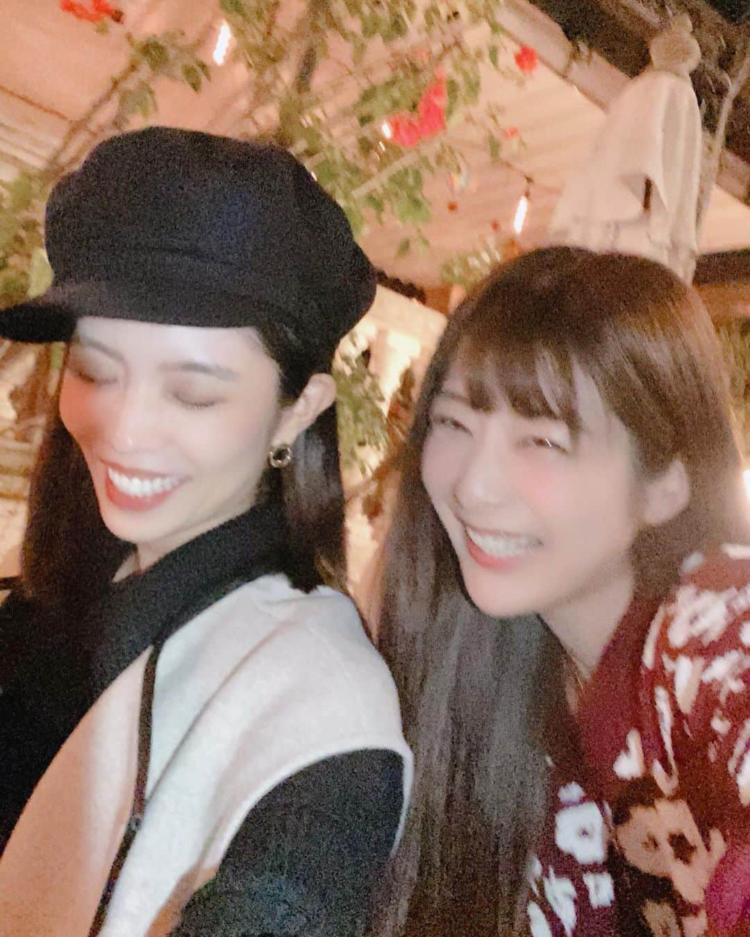 浦田麻緖さんのインスタグラム写真 - (浦田麻緖Instagram)「ちょっと遅くなっちゃったけど❣️  @ayakakojima1006  あやかおめでとう💕👸💕なんか、お料理色々取り忘れてるw  でも楽しい夜でした🌉✨✨✨ ライブ早くしたいねー🎤‼️  #happybirthday #yummy #バンブー　#テラス席のあるお店　#イタリアン  #live #歌 #最後の一枚は　#笑いすぎて #ブレブレ写真」10月27日 10時48分 - mao.urata