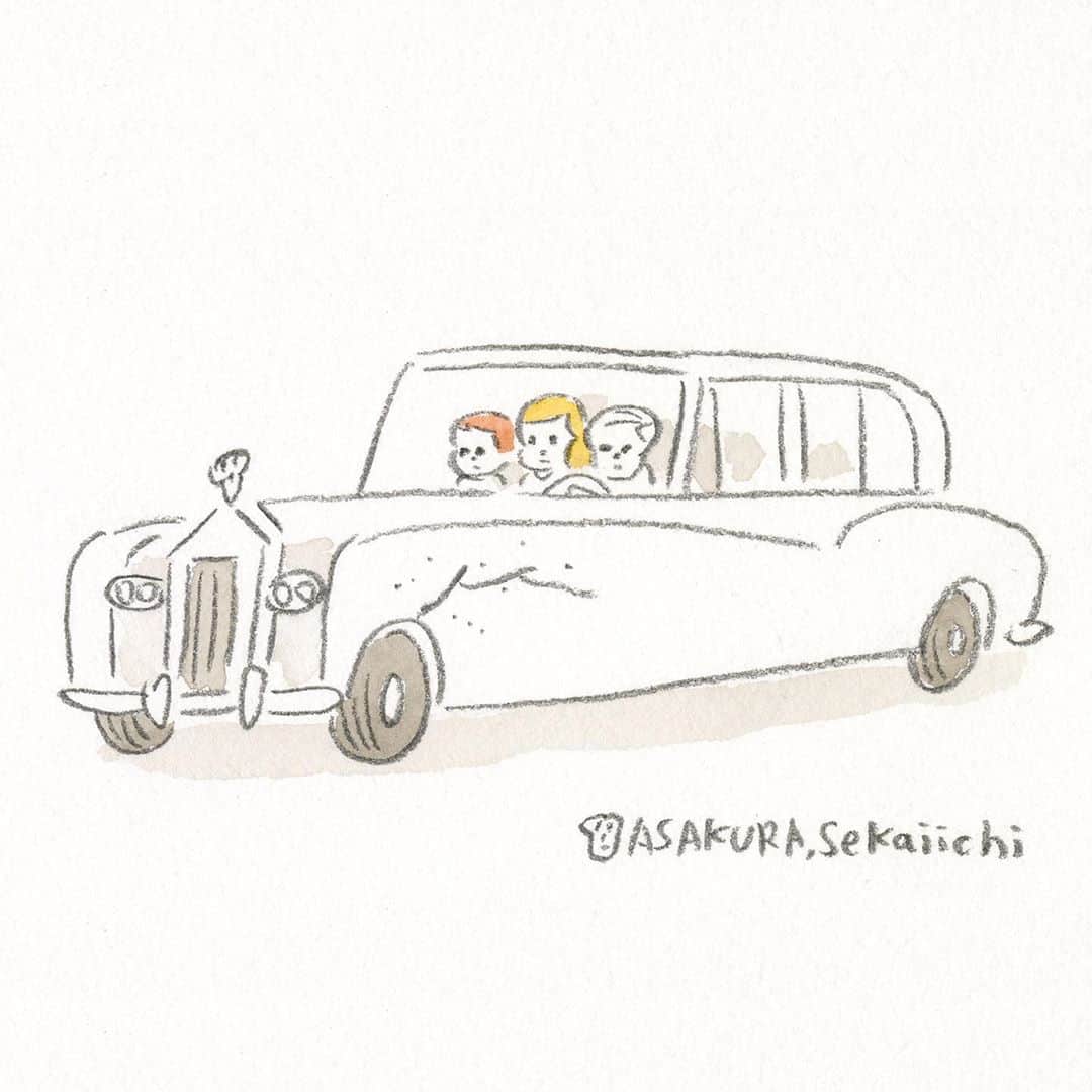 朝倉世界一のインスタグラム：「本日10月27日(火)も定休日です🦴明日からまたよろしくおねがいします  朝倉世界一個展 『SKELETON』 2020年11月1日(日)まで 於 トランスポップギャラリー 12:00〜19:00（水〜土） 13:00〜18:00（日） 月、火曜定休 http://www.trancepop.jp/ #京都スケルトン」