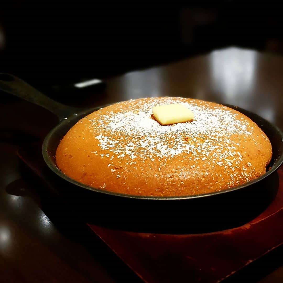 ミスター黒猫（黒猫仙人）のグルメインスタ